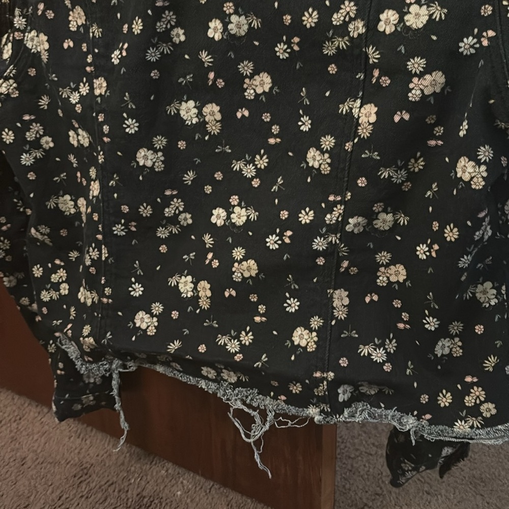 XL - Picture 8 of 8